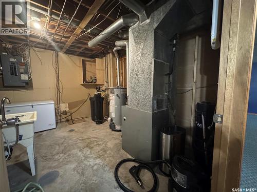 401 Poplar Street, Wolseley, SK - Indoor Photo Showing Basement
