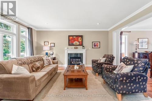 527 Meadow Wood Road, Mississauga, ON - Indoor Photo Showing Living Room With Fireplace