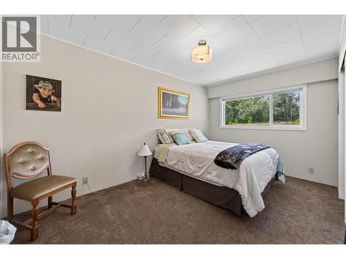 2156 Back Valley Road, Cache Creek, BC - Indoor Photo Showing Bathroom