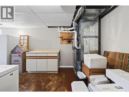 2156 Back Valley Road, Cache Creek, BC - Indoor Photo Showing Laundry Room