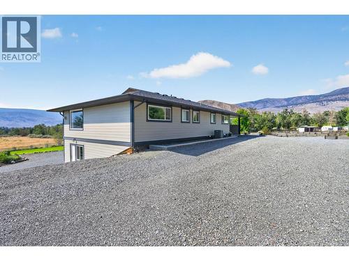 2156 Back Valley Road, Cache Creek, BC - Indoor