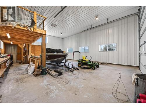 2156 Back Valley Road, Cache Creek, BC - Indoor Photo Showing Garage