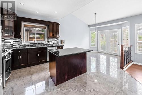 4 Clairfields Drive W, Guelph, ON - Indoor Photo Showing Kitchen