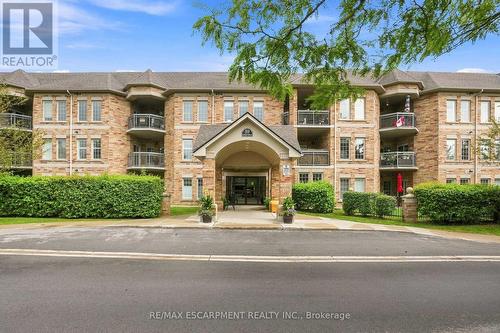 202 - 59 CRITZIA DRIVE  Hamilton, ON L0R 1W0
