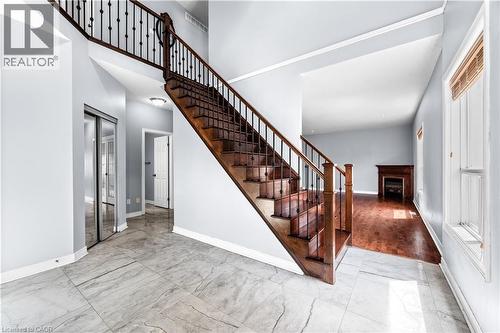 4 Clairfields Drive W, Guelph, ON - Indoor Photo Showing Other Room