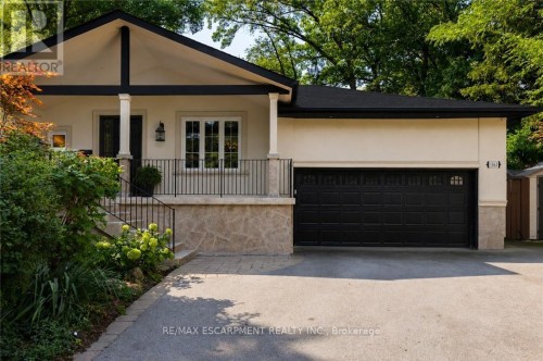 1063 Greenoaks Drive, Mississauga, ON - Outdoor With Deck Patio Veranda