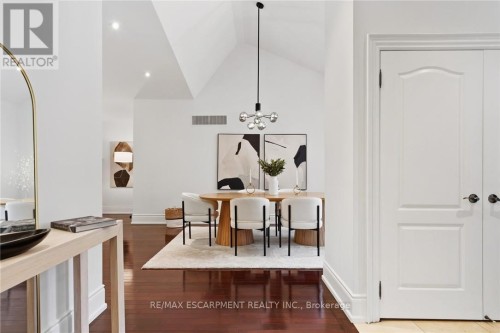 1063 Greenoaks Drive, Mississauga, ON - Indoor Photo Showing Other Room