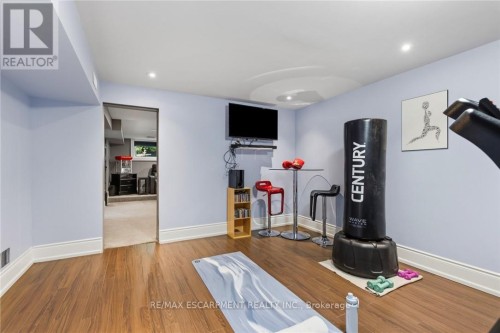 1063 Greenoaks Drive, Mississauga, ON - Indoor Photo Showing Gym Room
