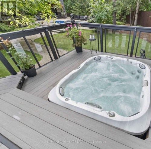 1063 Greenoaks Drive, Mississauga, ON - Outdoor With Deck Patio Veranda With Exterior