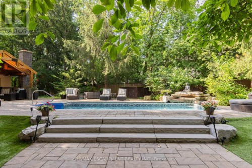 1063 Greenoaks Drive, Mississauga, ON - Outdoor