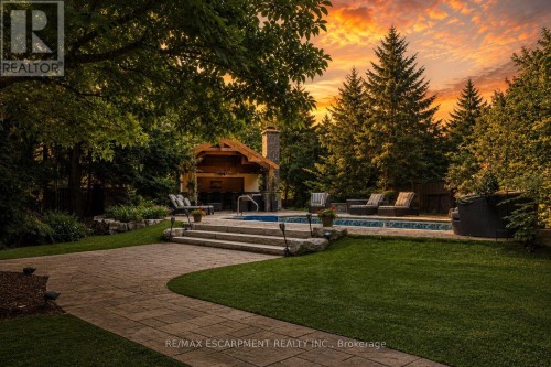 1063 Greenoaks Drive, Mississauga, ON - Outdoor