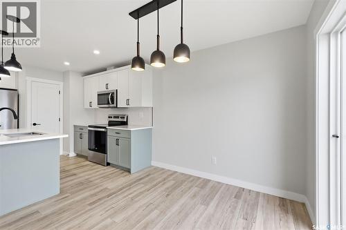 713 Brighton Boulevard, Saskatoon, SK - Indoor Photo Showing Kitchen