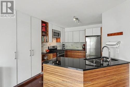 45 Coleridge Street, Ottawa, ON - Indoor Photo Showing Kitchen