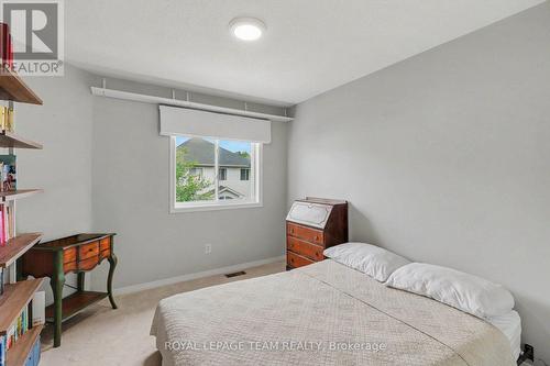 45 Coleridge Street, Ottawa, ON - Indoor Photo Showing Bedroom