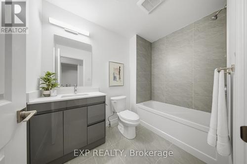 10 - 2 Slessor Boulevard, Grimsby, ON - Indoor Photo Showing Bathroom