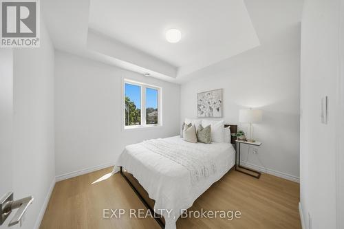 10 - 2 Slessor Boulevard, Grimsby, ON - Indoor Photo Showing Bedroom