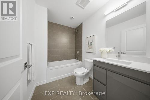 10 - 2 Slessor Boulevard, Grimsby, ON - Indoor Photo Showing Bathroom