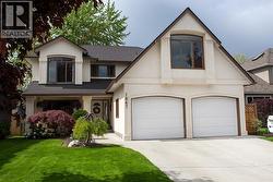 1867 Portland Avenue Kelowna, BC V1V 1R9