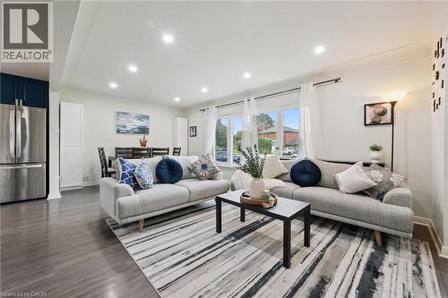 60 Edinburgh Road, Kitchener, ON - Indoor Photo Showing Living Room