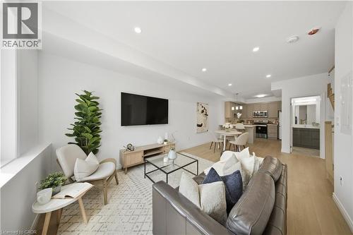 2 Slessor Boulevard Unit# 10, Grimsby, ON - Indoor Photo Showing Living Room
