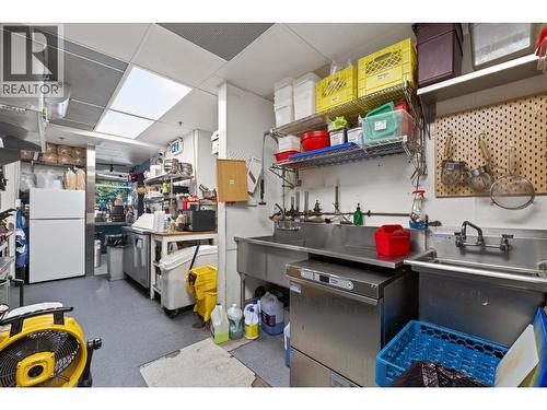 1680 Robson Street, Vancouver, BC 