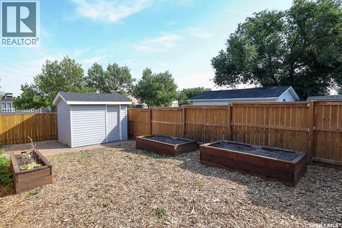 6918 1St Avenue N, Regina, SK - Outdoor