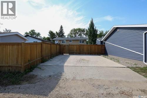 6918 1St Avenue N, Regina, SK - Outdoor