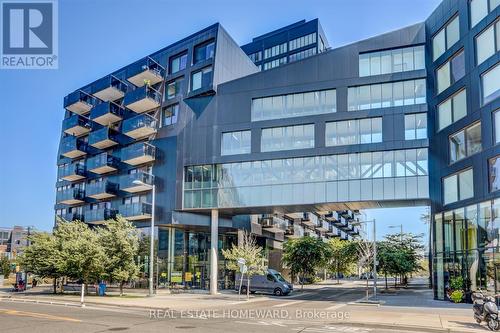 817 - 51 TROLLEY CRESCENT , Toronto, Ontario M5A 0E9 2