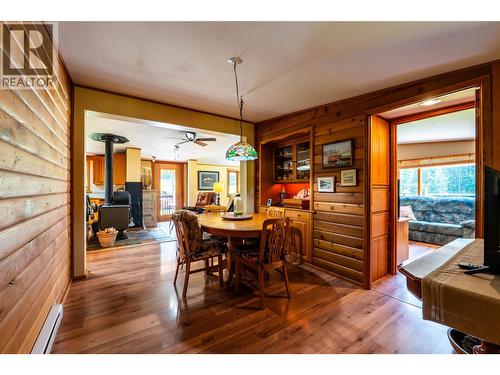 541 Bear Road, Salmo, BC - Indoor Photo Showing Dining Room