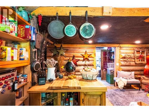 541 Bear Road, Salmo, BC - Indoor Photo Showing Other Room