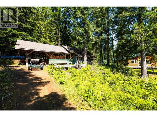 541 Bear Road, Salmo, BC - Outdoor