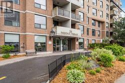 208 - 215 PARKDALE AVENUE Ottawa, ON K1Y 4T8