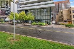 57 ST JOSEPH Street Unit# 206 Toronto, ON M5S 0C5