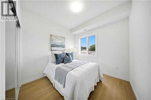 2 Slessor Boulevard Unit# 12, Grimsby, ON - Indoor Photo Showing Bedroom