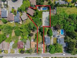 37 GLENTHORNE DRIVE Toronto, ON M1C 3S9