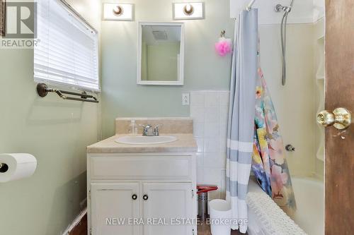 37 Glenthorne Drive, Toronto, ON - Indoor Photo Showing Bathroom