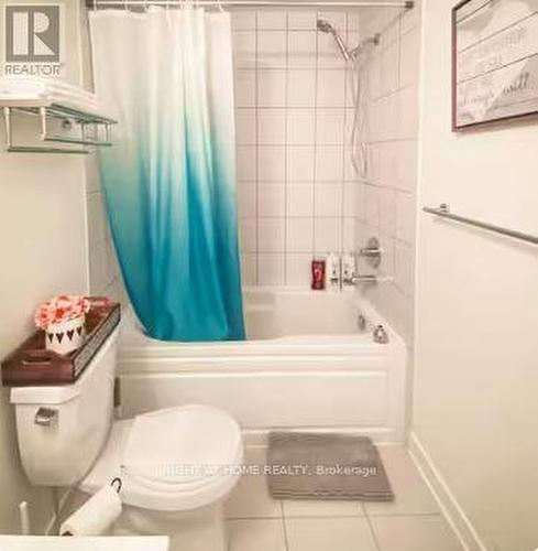 2ND FLOOR FRONT - 127 FREDERICK TISDALE DRIVE , Toronto, Ontario M3K 2B8 5