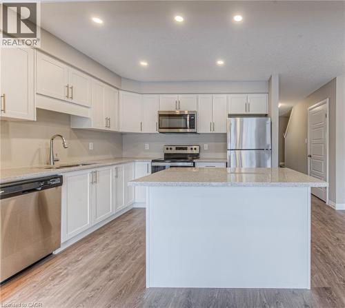86 ERBSVILLE Court Unit# 9 , Waterloo, Ontario N2T 0C8 5