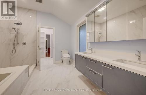 3091 Parkerhill Road, Mississauga, ON - Indoor Photo Showing Bathroom