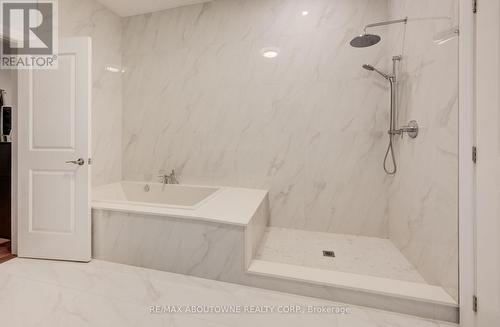 3091 Parkerhill Road, Mississauga, ON - Indoor Photo Showing Bathroom