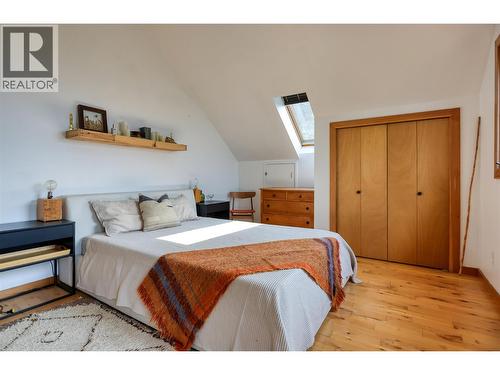 220 Grohman Creek Road, Nelson, BC - Indoor Photo Showing Bedroom