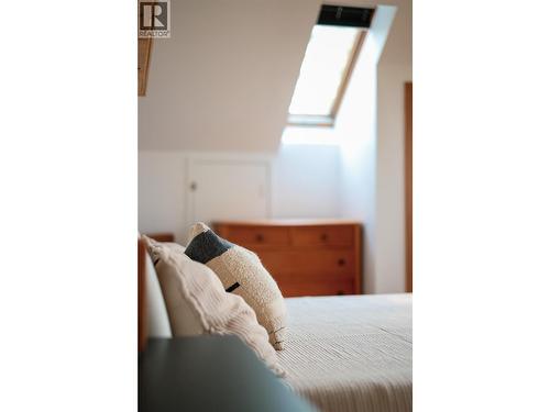 220 Grohman Creek Road, Nelson, BC - Indoor Photo Showing Bedroom