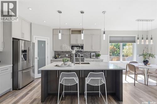 814 Werschner Court, Saskatoon, SK - Indoor Photo Showing Kitchen With Upgraded Kitchen