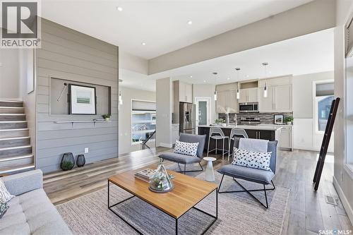 814 Werschner Court, Saskatoon, SK - Indoor Photo Showing Living Room