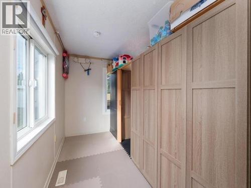 225-989 Range Road, Whitehorse, YT - Indoor Photo Showing Other Room