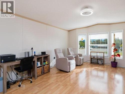 225-989 Range Road, Whitehorse, YT - Indoor