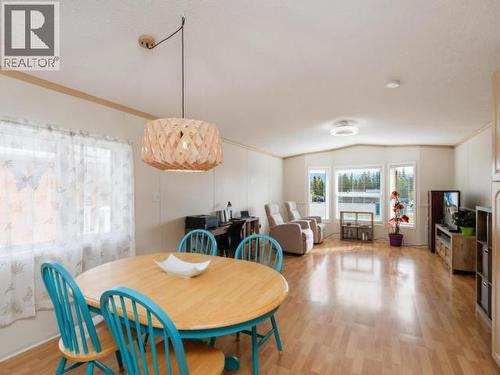 225-989 Range Road, Whitehorse, YT - Indoor Photo Showing Dining Room