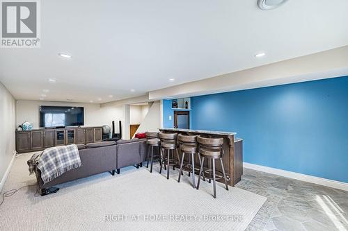 1941 Four Seasons Drive, Burlington, ON - Indoor