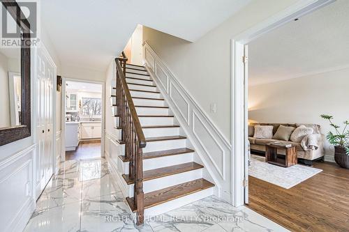 1941 Four Seasons Drive, Burlington, ON - Indoor Photo Showing Other Room