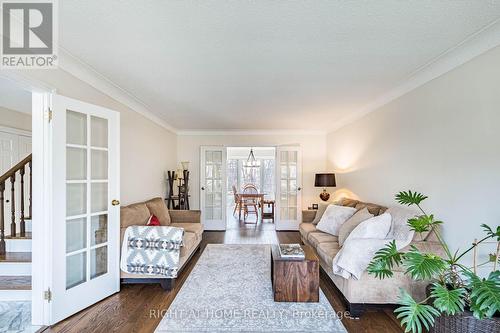 1941 Four Seasons Drive, Burlington, ON - Indoor Photo Showing Living Room